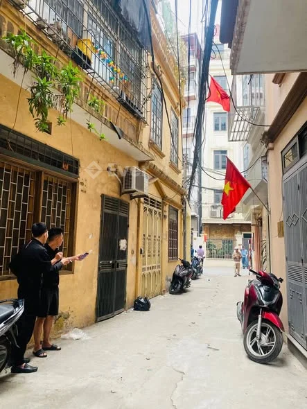 Bán nhà ngõ 164 Vương Thừa Vũ- Hoàng Văn Thái,phân lô, ô tô đỗ, mặt tiền bề thế, chỉ 12tỷ hơn