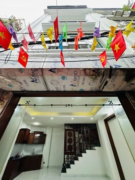 B.Á.N NHÀ - PHỐ HOÀNG HOA THÁM - BA ĐÌNH - 12 TỶ - NHÀ 5 TẦNG MỚI ĐẸP - LÔ GÓC NỞ HẬU