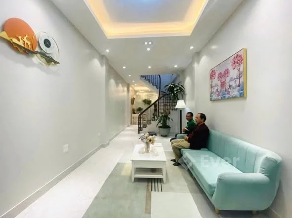 Ngõ 159 Hồng Mai40/45m2 x 5 tầngNhà dân còn mới tinhMỗi tầng 2 phòng ngủ rộng