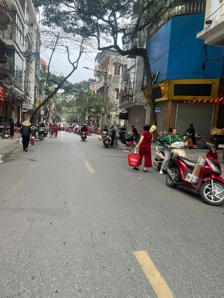 Giảm 2 tỷ bán Mặt phố khu Vạn Phúc, Hà Đông, 64m2, căn góc, MT6,4m, kinh doanh sầm uất 16,2 tỷ