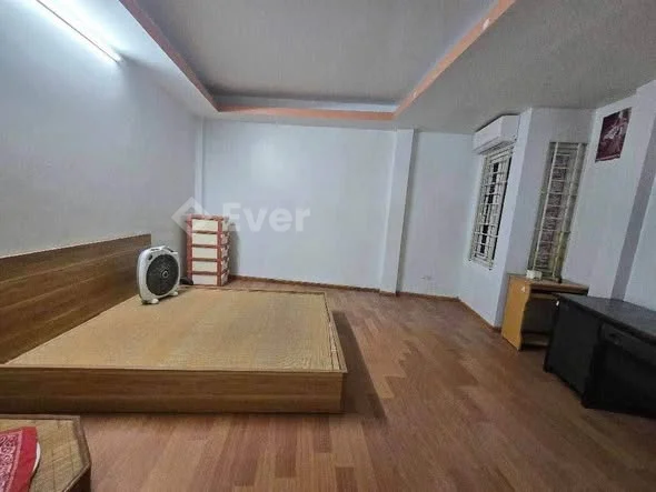 HIẾM XUÂN THỦY – CẦU GIẤY – GẦN PHỐ – Ở NGAY• 30m² – 5 tầng – mặt tiền 4m