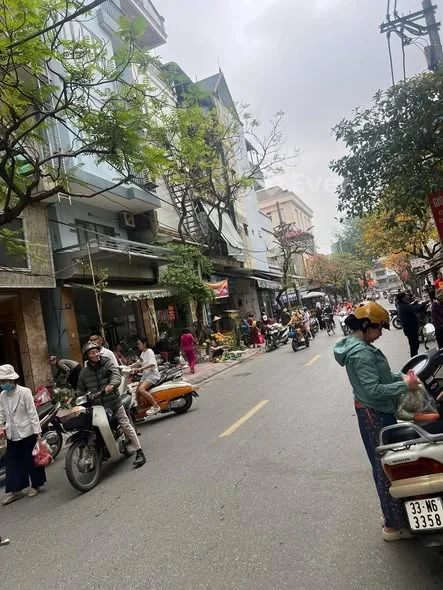 Bán mặt phố Hà Trì 60m2, mặt tiền 5m, kinh doanh sầm uất gần Công Viên 365