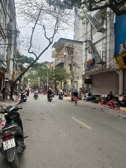 Bán mặt phố Hà Trì 60m2, mặt tiền 5m, kinh doanh sầm uất gần Công Viên 365