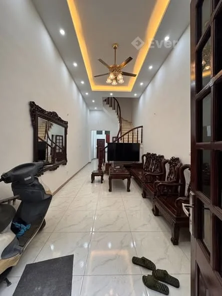 Bán nhà 4 tầng tại Bạch Mai, Hai Bà Trưng