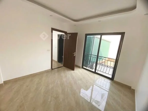 Anh chị đang tìm nhà ở Đông Nhân thì cân đối căn này . Mức giá hơn 4 tỷ anh chị có cho mình lựa chọn