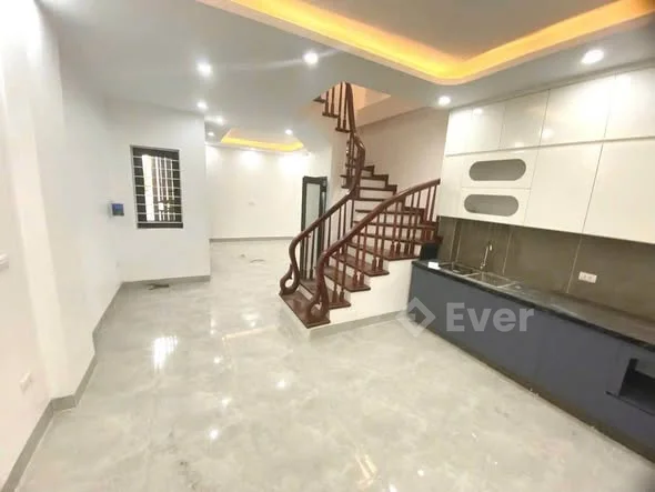 Anh chị đang tìm nhà ở Đông Nhân thì cân đối căn này .
Mức giá hơn 4 tỷ anh chị có cho mình lựa chọn