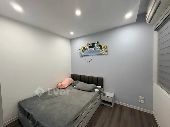 Thành phố Giao Lưu, Phạm Văn Đồng• 48m2 - 3 ngủ - lô góc - giá 4.x tỷ •