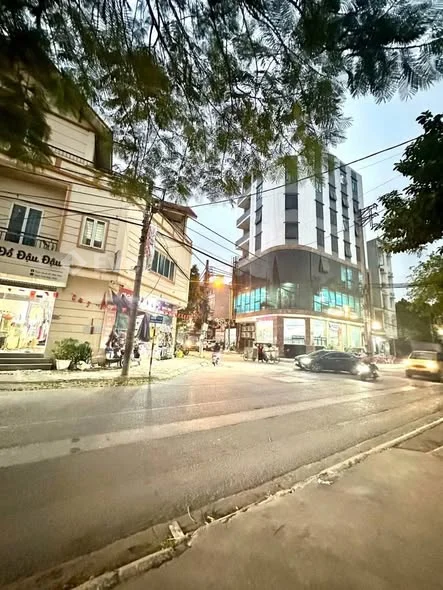 NHÀ 50M 5T GA NGỌC HỒI GIÁ 7,75 TỶNhà mới xây 50m x 5 tầng,MT 5,2m đẹp long lanh - 7,75 tỷ - 50m²