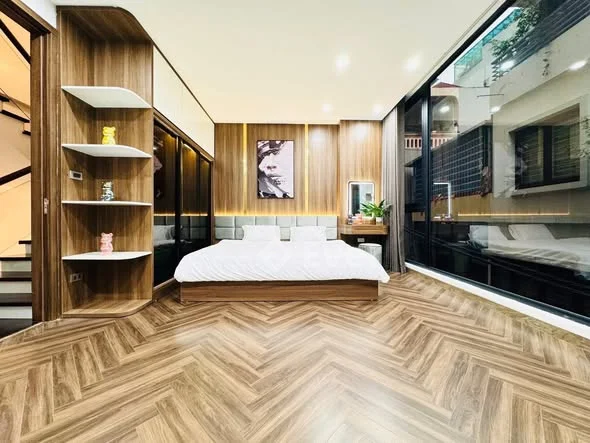 B.á.n nhà Linh Đàm, Hoàng Mai, 6 tầng thang máy, View hồ Linh Đàm.+ Giá chào bán nhỉnh 9 tỷ