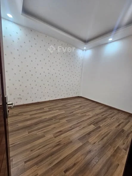 HỒ ĐẮC DI – NHÀ ĐẸP 6 TẦNG – MT RỘNG 5.3M – 12.6 TỶ Diện tích: 40m² – Mặt tiền 5.3m 6 tầng