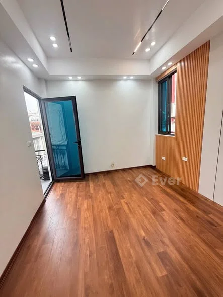 PHỐ CỔ HÀNG BÚN – PHAN ĐÌNH PHÙNG – THANG MÁY – Ở + CHO THUÊ HOMESTAY 25TR/THÁNG – GIÁ NHỈNH 9 TỶ