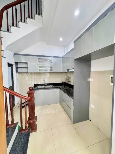 Vĩnh Hưng—Hoàng Mai. 35m x 5 tầng. Ô tô vào nhà. Nhỉnh 10tỷ có bớt. + 35m x 5 tầng