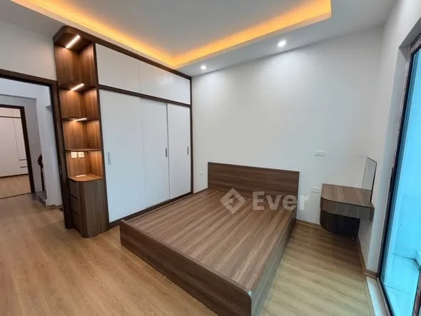 Cần bán gấp nhà gần KĐT Đô Nghĩa, ô tô đỗ cổng