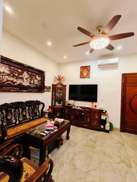 Hàng hiếm phố Ngọc Hà - Ba Đình.DT: 34m - 4 Tầng - Chào: 7.7 tỷ