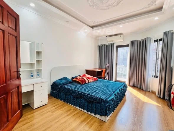 8.2 tỷ 34 m2 Hộ Khẩu Ba Đình!Dân xây, ngõ thông , sổ đẹp chủ thiện chí