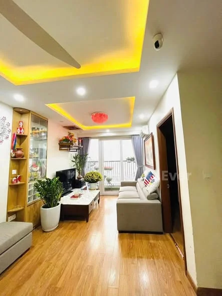 Chủ gửi bán 2N toà Gemek 2 view Vin Smart City. Diện tích: 66m - 2 ngủ, 2 vệ sinh