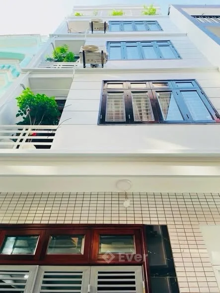 Nhà đẹp dân xây 5 tầng Nguyễn Đổng Chi - Hồ Tùng Mậu, mặt tiền gần 6.9m - Chỉ: 9.8 t.ỷ
