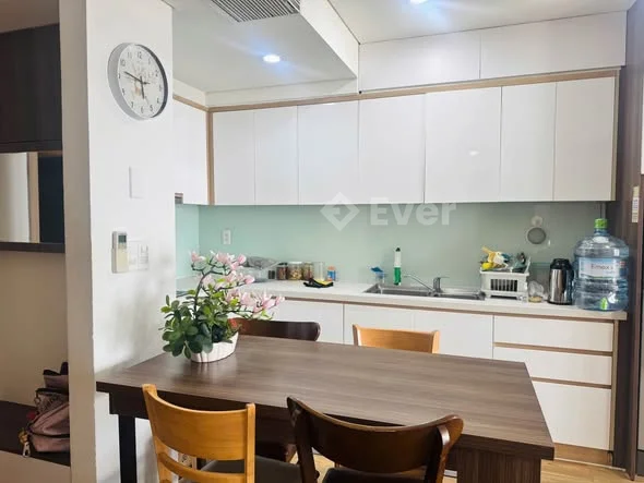 Chủ bán căn hộ F.Home 2pn full nội thất-view biển- Vị trí: 16 Lý Thường Kiệt - Hải Châu - Đà Nẵng