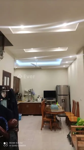 Nhà bát khối long biên hà nội , DT 50m, nhà dân xây , 5 tầng full nội thất, oto đỗ cửa , ngõ thông