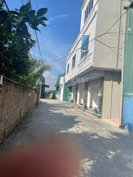 CHÍNH CHỦ BÁN 2 LÔ ĐẤT KẸT SẴN NHÀ CẤP 4 TẠI ĐỨC THƯỢNG – HOÀI ĐỨC