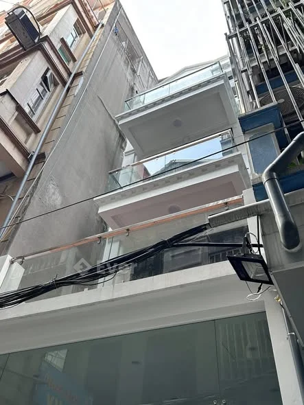 Đặng Thuỳ Trâm, 70m2 x 4 tầng, mặt tiền gần 4m, xây mới đẹp lung linh - 28 tỷsổ đỏ chính chủ