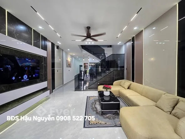 Mình Cần B.án Nhà Đẹp Đường 5,5m Lề 3m Nguyễn Đức Thiệu Phường Cẩm Lệ TP Đà Nẵng