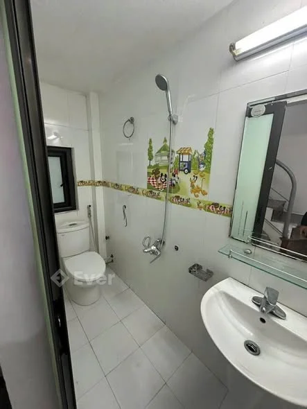 5.95 TỶ – SỞ HỮU NHÀ GIẢNG VÕ TRUNG TÂM BA ĐÌNH Diện tích 20m² | 4 tầng | 3 ngủ