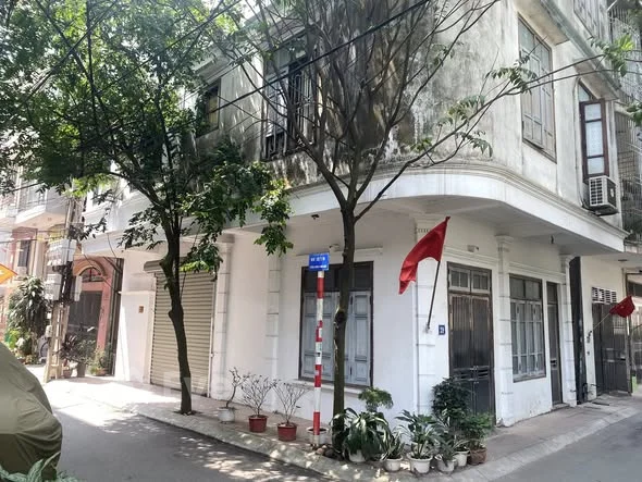 50 M2, 4 TẦNG, MT 4M, 3 THOÁNG KHU PHỐ HỒ TÙNG MẬU. GIÁ 14.85 TỶ - 14,85 tỷ - 50m²