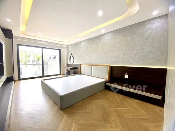 BÁN NHÀ CỰ KHỐI LONG BIÊN 60M² 6 TẦNG MT 4M GIÁ NHỈNH 11TỶ – Ô TÔ – GẦN AEON MALL