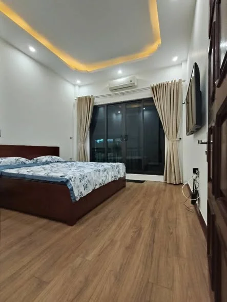 HIẾM – NHÀ ĐẸP NGUYỄN VIẾT XUÂN, TRUNG TÂM THANH XUÂN