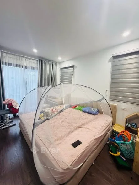 Hơn 8 Tỷ , Bạch Mai Lê Thanh Nghị , 42m2 - 5 tầng , Ô tô đỗ cửa Sổ riêng chính chủ :0944022***