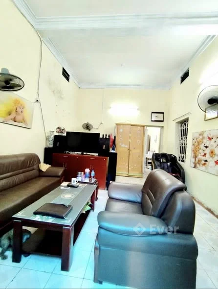 Em có 1 mảnh đất ở Tân Mai Hoàng Mai diện tích 84m bán 9,85tỷ