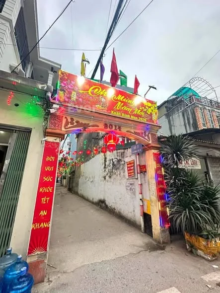 BÁN LÔ ĐẤT VỊ TRÍ ĐẸP Di Trạch - Hoài Đức -Hà NộiDiện tích 49,7m; mặt tiền 4,1m; giá chào 5,85 tỷ