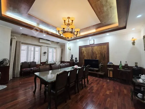 Bán nhà siêu phẩm Đống Đa, giảm giá sốc chỉ còn 60 tỷ