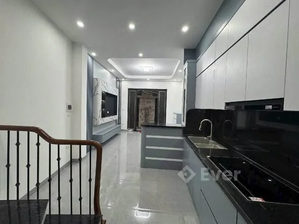 CHÍNH CHỦ BÁN NHÀ XÃ ĐÀN 33m²– 5 TẦNG FULL NỘI THẤT – NGÕ THÔNG – GIÁ 8.95 T.Ỷ