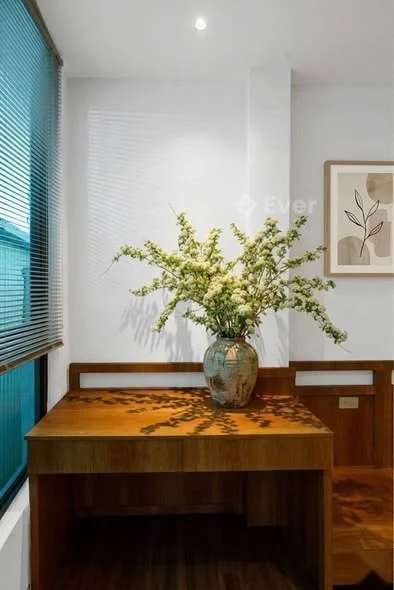 Bán nhà phố Nguyễn Trãi, 40m2, thang máy, thiết kế hiện đại