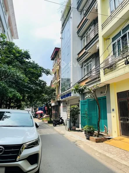 Chủ bán gấp nhà liền kề Vạn Phúc, 5 tầng thang máy, dòng tiền 65 triệu/tháng