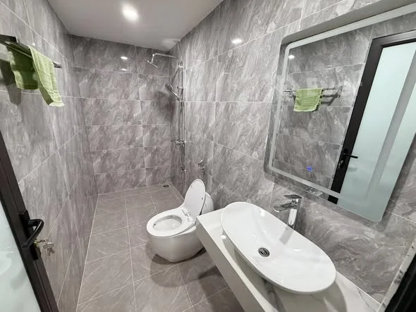 BÁN CĂN NHÀ MẶT PHỐ HOÀNG MAI - KINH DOANH BẤT CHẤP - Ô TÔ VÀO NHÀ