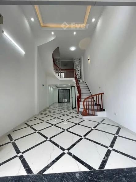 VĨNH LINH - VĨNH QUỲNH.Xây mới, ngõ thông thoáng. Ngay gần, chợ,trường cấp 1,2 Vĩnh Linh.