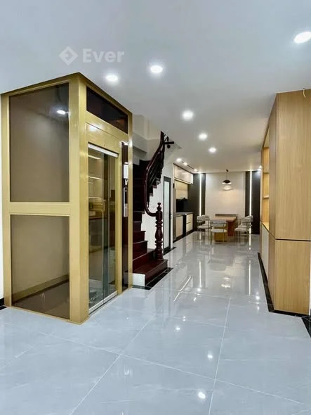 SIÊU PHẨM ĐÌNH THÔN – LÔ GÓC – THANG MÁY – NGÕ THÔNG15.6 tỷ (TL) – 55m² – 4 tầng