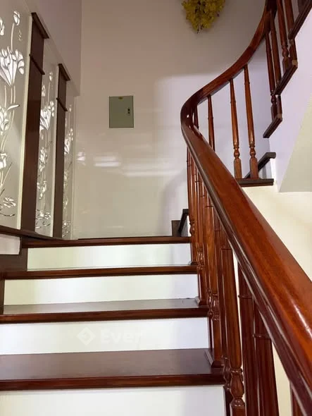 Nhà 3 tầng 75m2 Đồng Sậy Giá 9xtr/1m có thương lượng Sổ đỏ sẵn công chứng 0383524***