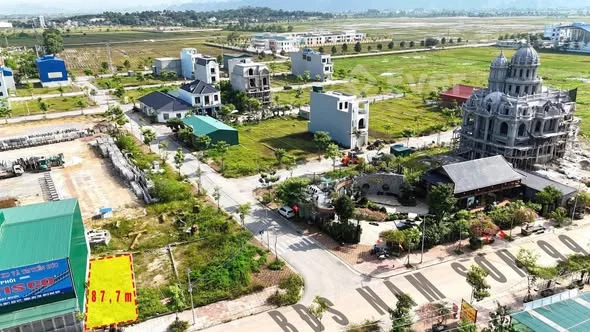 bán lô đất đấu giá cực hiếm tại BÃI VẠC – TT ĐẠI NGHĨADiện tích: 87.7m²Mặt tiền