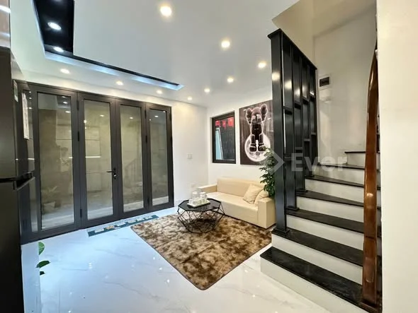 Bán nhà Thịnh Hào 6xxxNhà 25m2 lô góc 2 mặt thoáng 4 tầng 3 ngủ 50m ra tránh