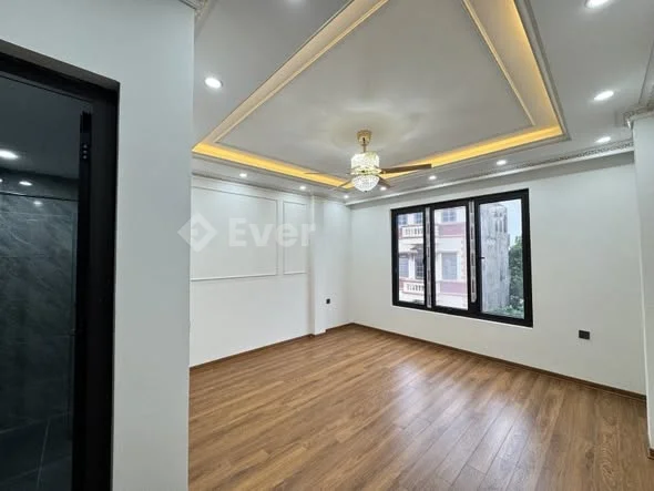 MẶT PHỐ - NỞ HẬU - 6 TẦNG THANG MÁY - KINH DOANH - KHU PHỐ TƯƠNG LAI CỰC ĐẸP