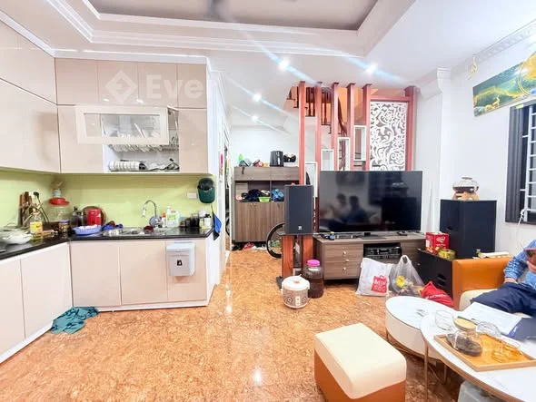 PHAN KẾ BÍNH / 33M x 5T - SỔ ĐỎ NỞ HẬU ĐẸP TRUNG TÂM BA ĐÌNH - LÔ GÓC 3 THOÁNG