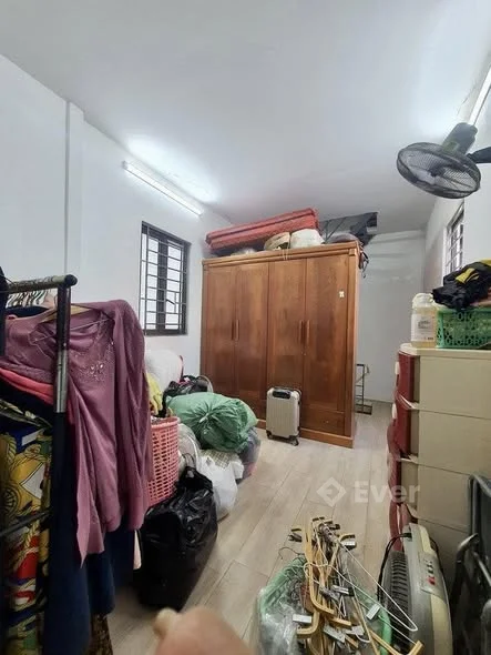 Nhà bác cũ nhưng 1 nhà ra mặt phố Hàng Bông - 20m - 5 tầng - 4m MT - 6tỷ8