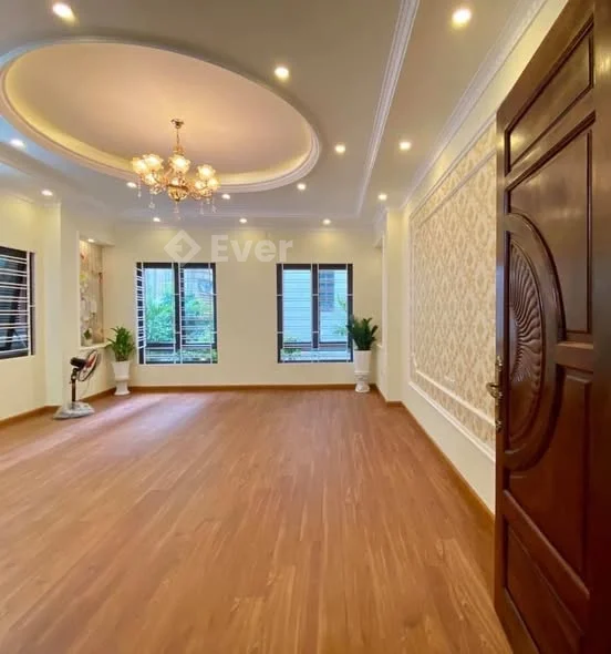 254 MINH KHAI - ĐỀN LỪ - 6.X TỶ - 30M2 - 6 TẦNG – 0382487***Ngõ thông thương, gần chợ - Thỏa thuận - 30m²