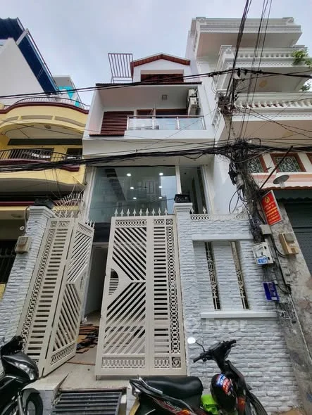 Bán nhà tại Lý Thường Kiệt, Quận 10, TP.HCM