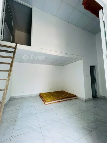 **BÁN NHÀ CẤP 4 – DIỆN TÍCH 33m²** Vị trí: Phú Bến, Thụy Hương