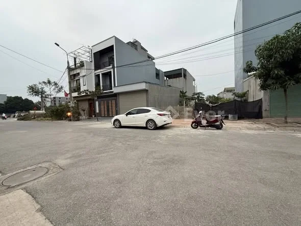 PHÂN LÔ, VỈA HÈ RỘNG KINH DOANH TẤP NẬP NGÀY ĐÊM ĐẤU DÁ X2 NGUYÊN KHÊ, CHỢ LẮP GHÉP